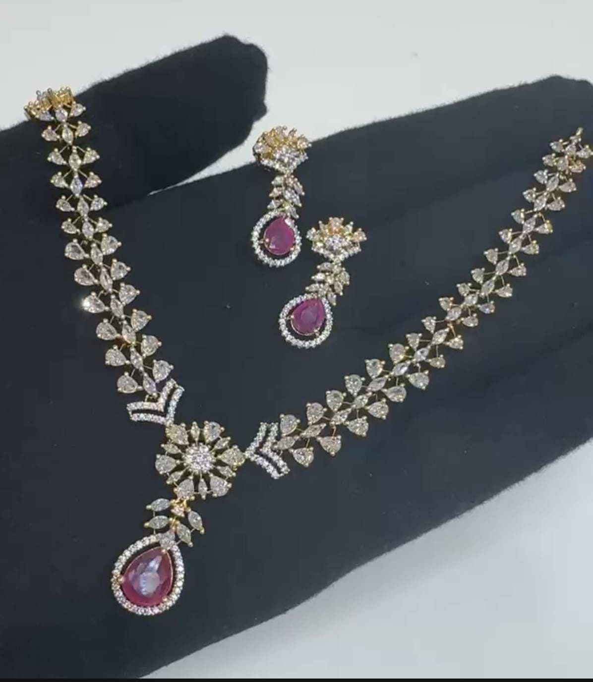 Ruby Necklace Set